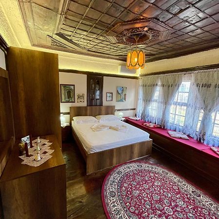 Restaurant & Guest House Semani Berat Kültér fotó