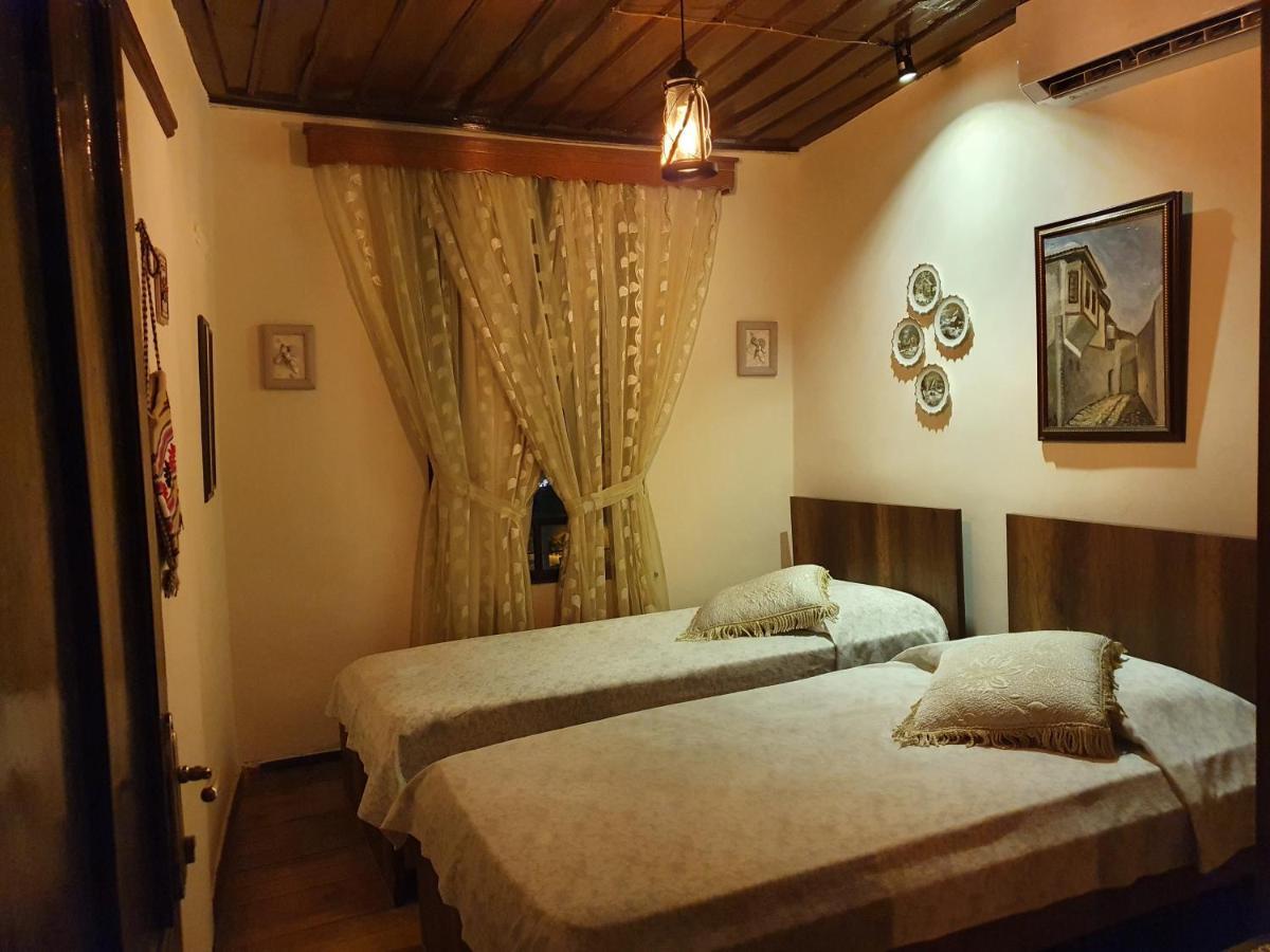 Restaurant & Guest House Semani Berat Kültér fotó