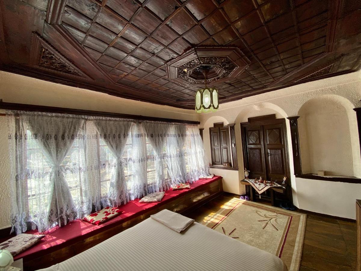 Restaurant & Guest House Semani Berat Kültér fotó