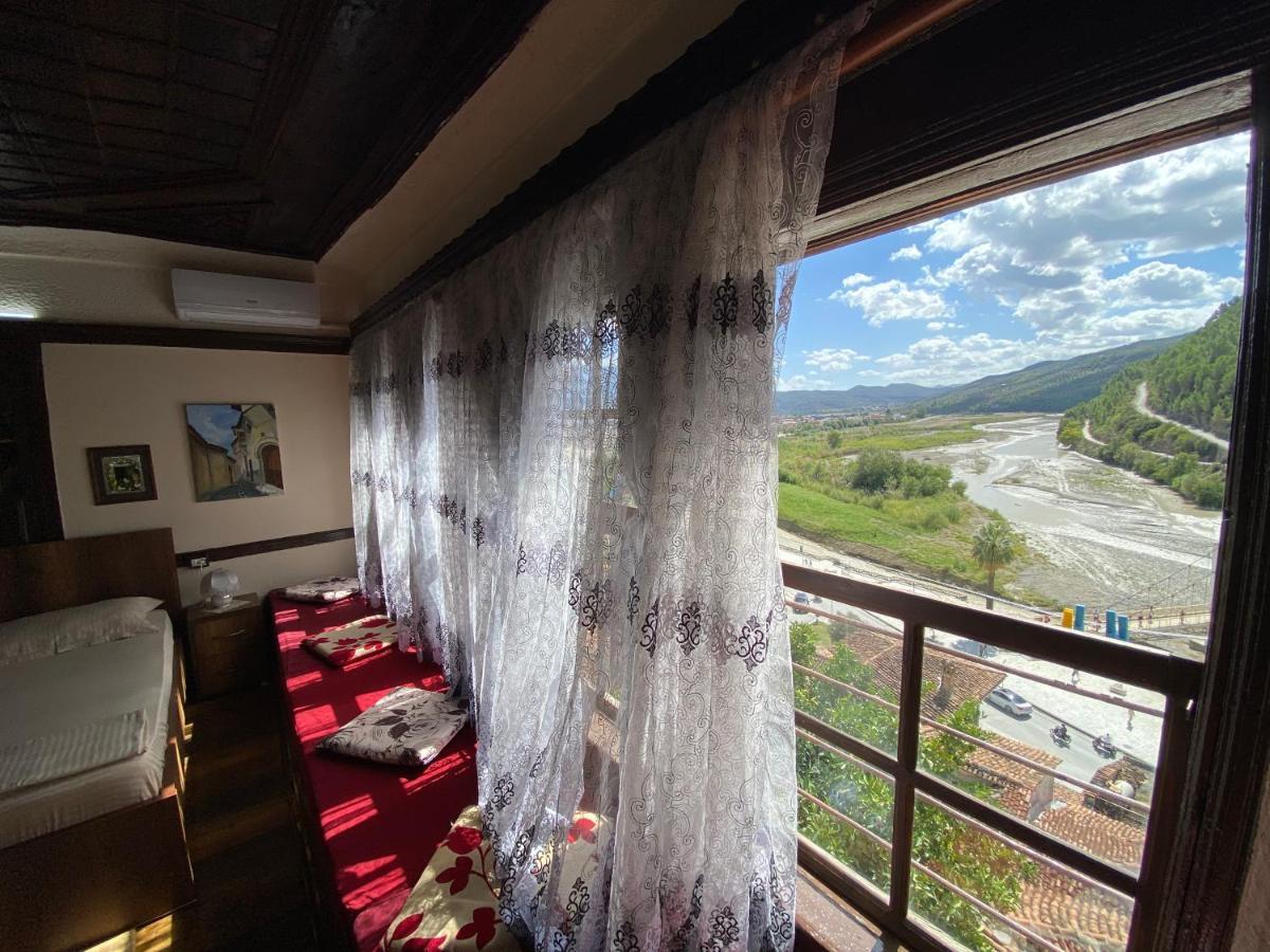 Restaurant & Guest House Semani Berat Kültér fotó