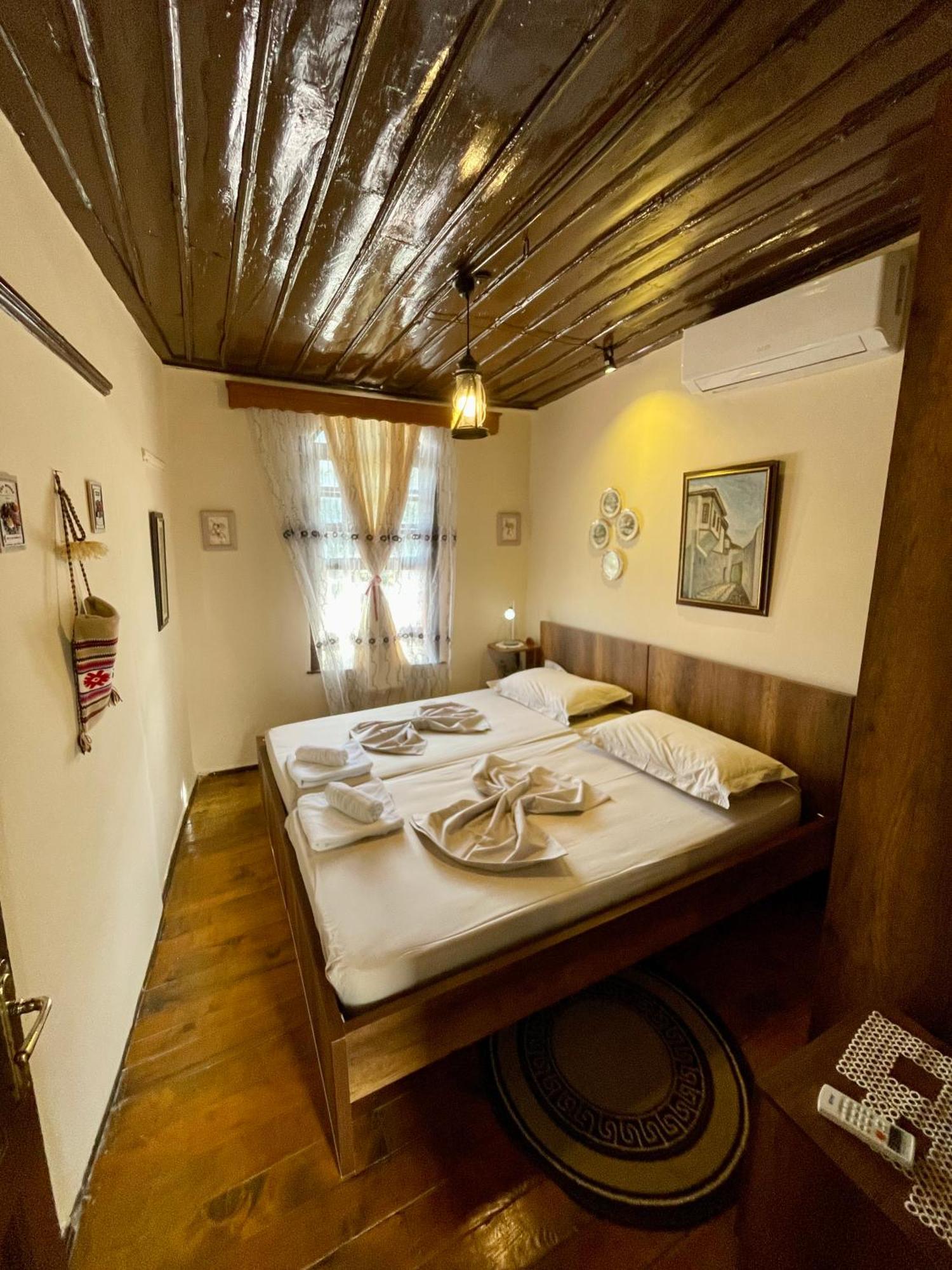 Restaurant & Guest House Semani Berat Kültér fotó